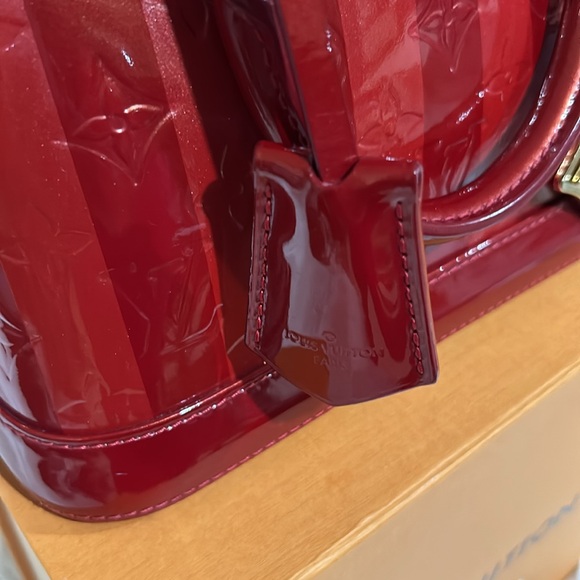 LV Red Vernis Alma BB EUC - Authentic - Picture 10 of 14